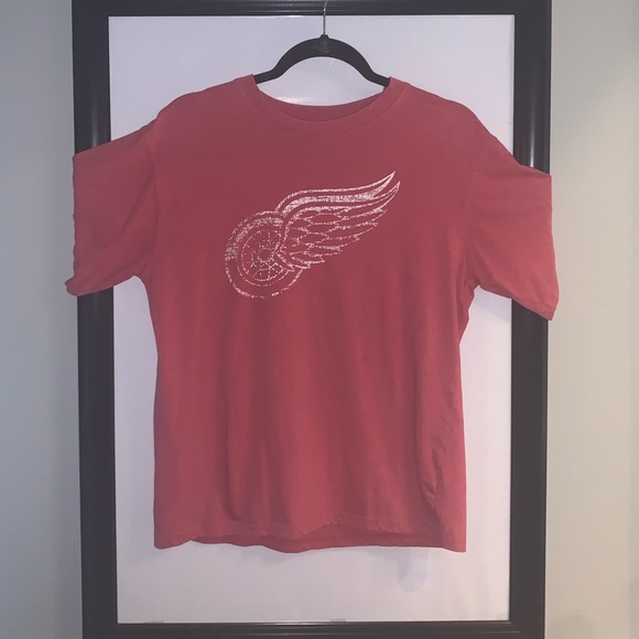 Red wings NHL LOGO TEE - Picture 1 of 3